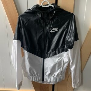 Nike windbreaker